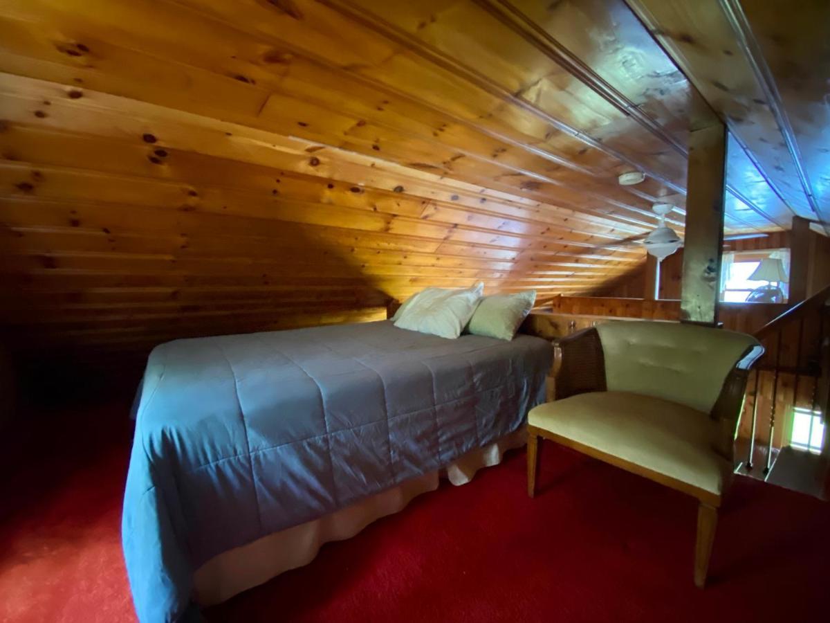 Welcome To The Lake Northwood Екстер'єр фото